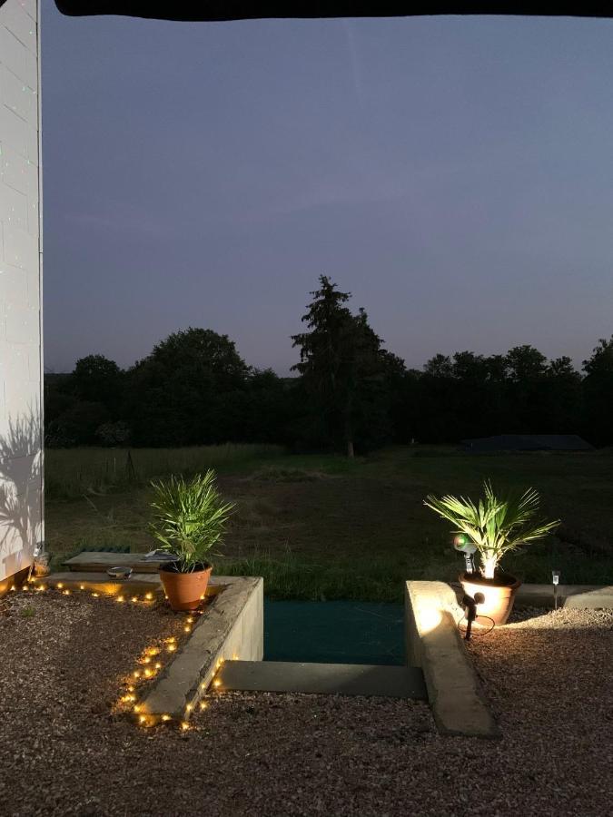 Ferienwohnung Sunny - Moderne Ferienwohnung Im Gruenen In Saarbruecken-West エクステリア 写真