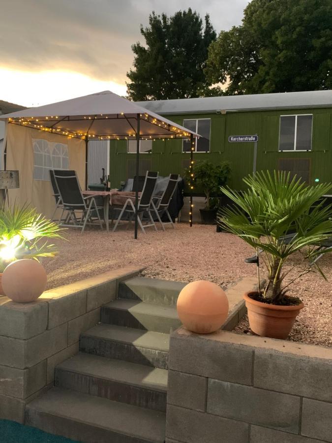 Ferienwohnung Sunny - Moderne Ferienwohnung Im Gruenen In Saarbruecken-West エクステリア 写真